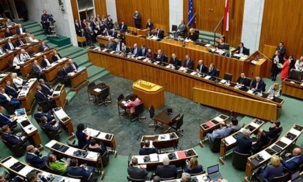 Müslümanları ilgilendiren yasa mecliste kabul edildi