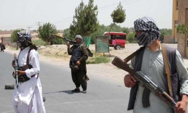 Fransa'dan, Afganistan'daki vatandaşlarına ülkeyi terk etme çağrısı