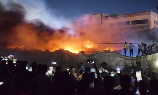 Irak'ta hastane yangını: En az 50 ölü