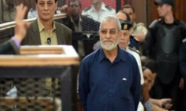 Mısır'da İhvan liderlerinden 11'i hakkında müebbet hapis cezası onandı