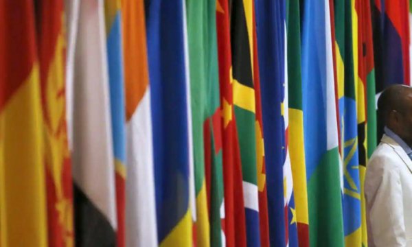 Afrika Birliği, Tunus'ta siyasi diyalog istiyor