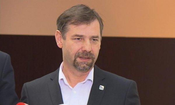 Çek parlamentosu başkanı: "Batı; Suriye, Libya ve Irak'ı yağmalıyor"