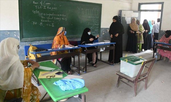 Pakistan’ın Keşmir bölgesinde seçimleri iktidar partisi kazandı