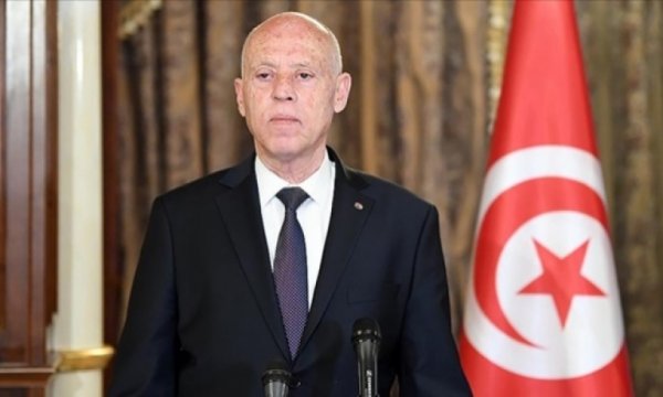 Tunus Cumhurbaşkanı Kays Said aldığı kararları yayınladı