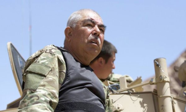 Taliban, Raşid Dostum'un kalesine girdi