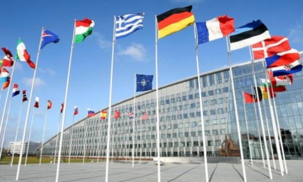 NATO Afgan makamlarına verilen destekleri durdurdu