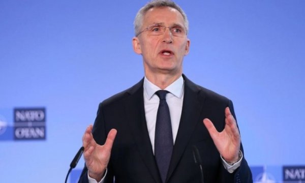 NATO: Afgan siyasi liderliği Taliban'a karşı duramadı
