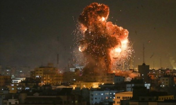 Siyonist İsrail, Suriye'nin güneyine saldırı düzenledi