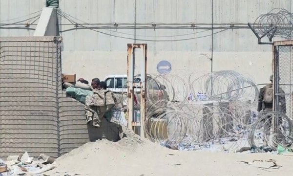 Kabil havalimanında patlama: En az 10 kişi hayatını kaybetti