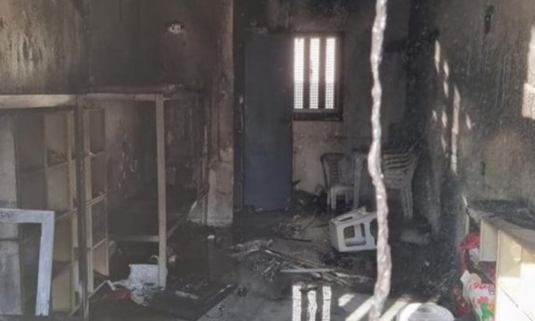 Filistinli esirler işgal hapishanelerini ateşe verdi