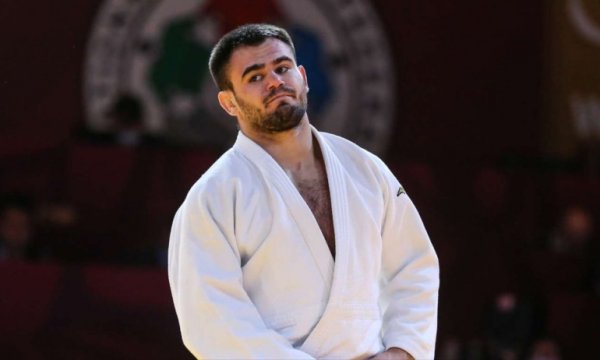 İsrailli rakibiyle eşleşmemek için Tokyo 2020'den çekilen Cezayirli judocuya 10 yıl men cezası