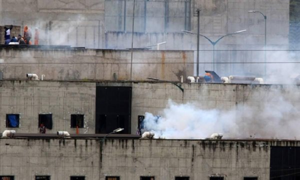 Cezaevi savaş alanına döndü: 24 ölü, 48 yaralı