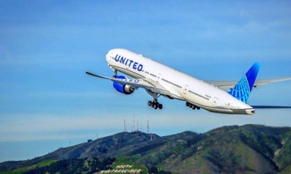 United Airlines, aşı olmayan çalışanlarını işten çıkaracak