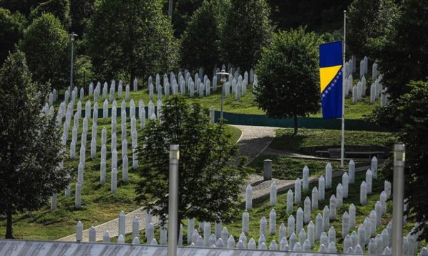 Srebrenitsa’da savaş suçu işleyen eski Sırp komutan gözaltına alındı