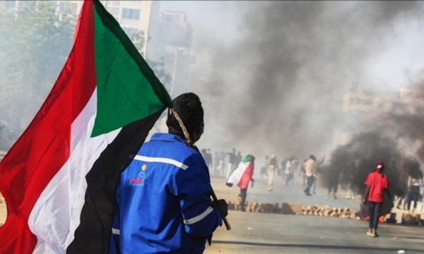Sudan'da siyasi belirsizlik sürüyor