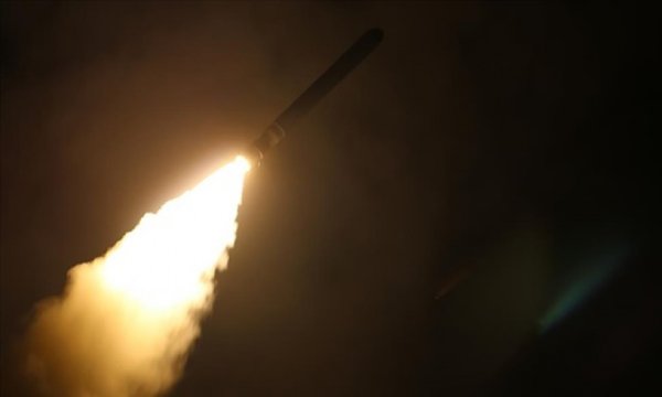 ABD üssünün çevresine roket atıldı