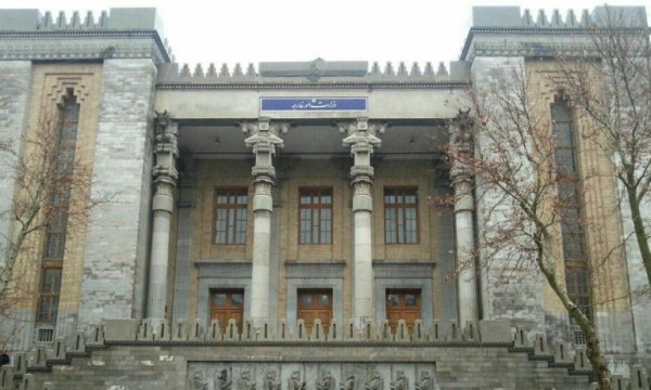 İran: İsrail Holokost'u sömürüyor