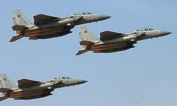 İşgalci Suudi koalisyon Sanaa'yı yeniden vurdu