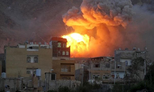 Suudi-BAE Koalisyonu Sanaa'da sivil ve masumları bombaladı 