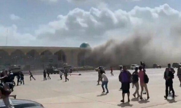 Suudi-BAE Koalisyonu Sanaa'yı yoğun bir şekilde bombaladı