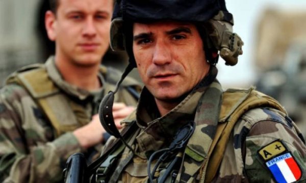 Fransa Orta Afrika'dan çekiliyor