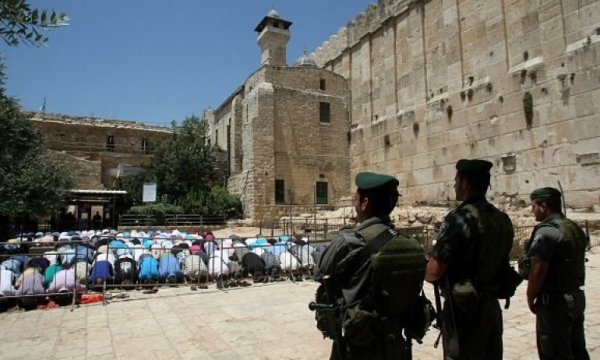 İşgalci İsrail, Harem-i İbrahim Camii'ni Müslümanlara kapattı! 