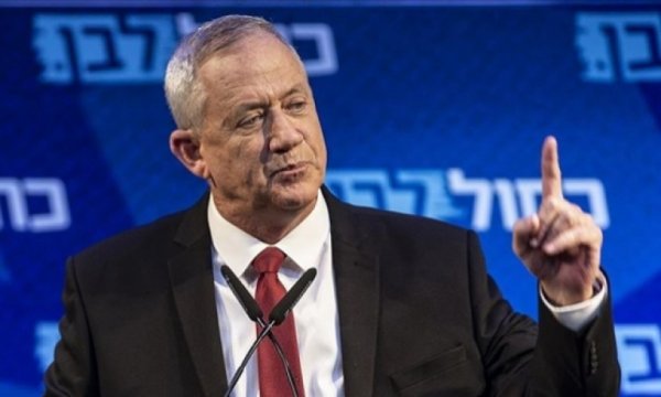 Siyonist İsrail Savunma Bakanı Gantz, Lübnan'ı tehdit etti