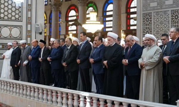 Beşşar Esad Mevlid Kandili kutlamalarına katıldı