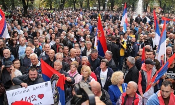 Bosna Hersek'te Dodik karşıtı protestolar
