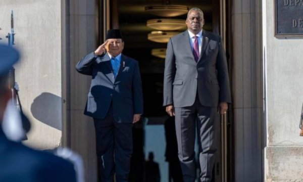 Endonezya Savunma Bakanı Pentagon'u ziyaret etti