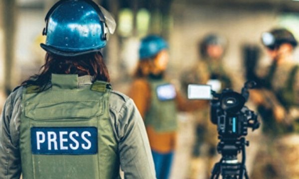 Hollanda Orta Doğu'da ajan gazeteci arıyor