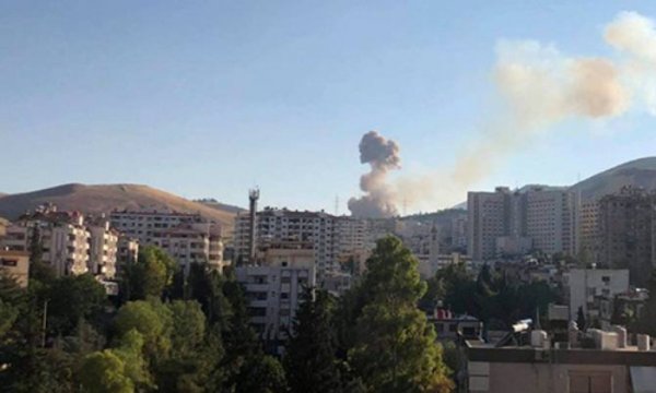 İsrail gün ortasında Suriye'nin başkenti Şam'ı vurdu