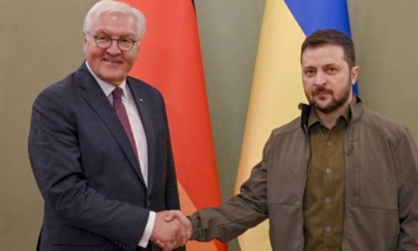 Zelenskiy Almanya'dan daha fazla silah istedi