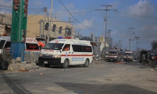 Somali'den dünyaya "Doktorlarınızı gönderin" çağrısı