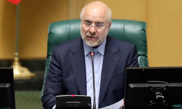 İran: ABD renkli devrim, iç savaş, darbe ve teröristleri silahlandırmaya çalışıyor