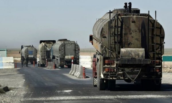 ABD, Suriye'nin petrolünü Kuzey Irak'a kaçırıyor: 100 Milyar dolar