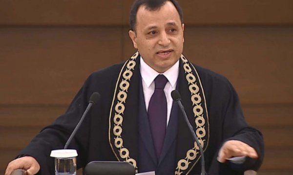 AYM Başkanı Arslan: Temel hak ve özgürlüklerin korunmadığı yerde gelişme sağlanmaz