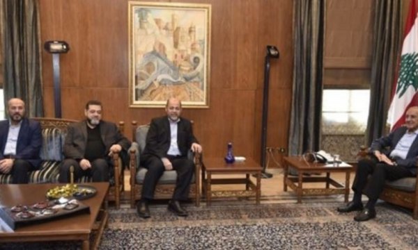 Hamas liderlerinden bir heyet Lübnan Meclis Başkanı'nı ziyaret etti