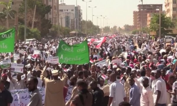 Sudan'da dış müdahale karşıtı gösteri