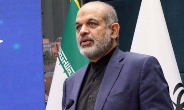 İran: Düşman, isyancı ve bölücü hareketlerle resmen ve alenen görüşüyor
