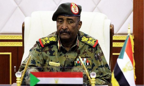 Sudan ordu komutanı Burhan, askerin 'partisiz hükümeti' kabul edeceğini bildirdi
