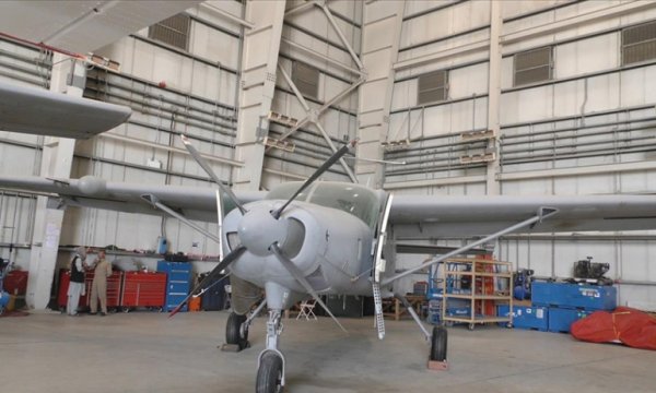 Taliban yönetimi ABD'nin tahrip ettiği uçakları yeniden devreye sokuyor