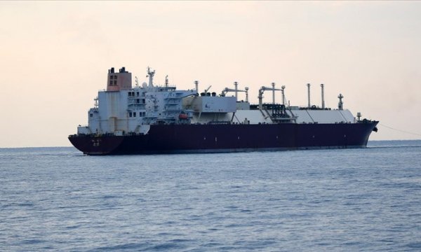 Katar, Dünya Kupası gerginliği yaşadığı Almanya'ya sıvılaştırılmış gaz tedarik edecek