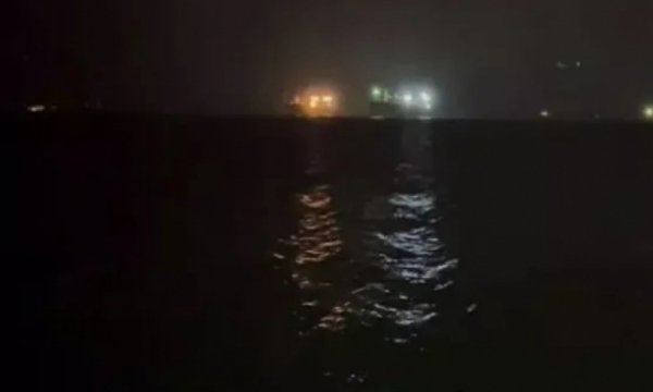 Dev gemiler Boğaz'da çarpıştı