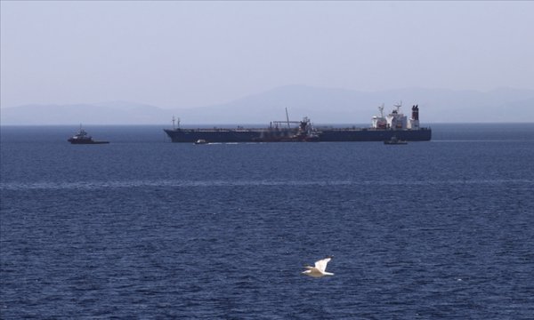 AB'nin Rus petrolüne ambargo ve tavan fiyat uygulaması yürürlüğe girdi