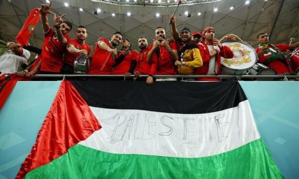 Fas’ın zaferini kutlayan Filistinli taraftarlara İsrail polisinden sert müdahale