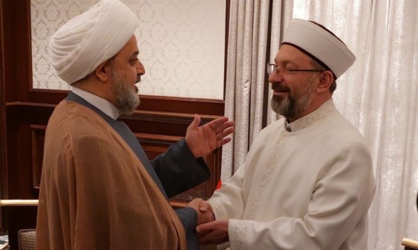 İran ve Türkiye Dini ilişkilerin gelişmesine vurgu yaptı