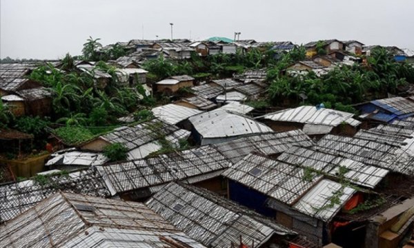 Myanmar'da vahşet: Köy yolunda 13 Arakanlı Müslüman'ın cesedi bulundu