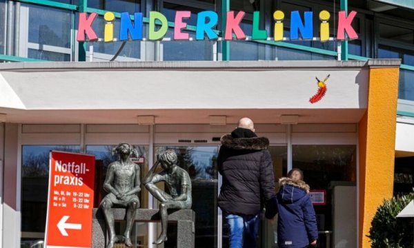 Almanya'da hastaneler çocuk hasta sayısında patlama nedeniyle alarmda