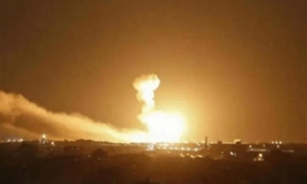 Amerika'nın Erbil'deki silah deposu patladı 
